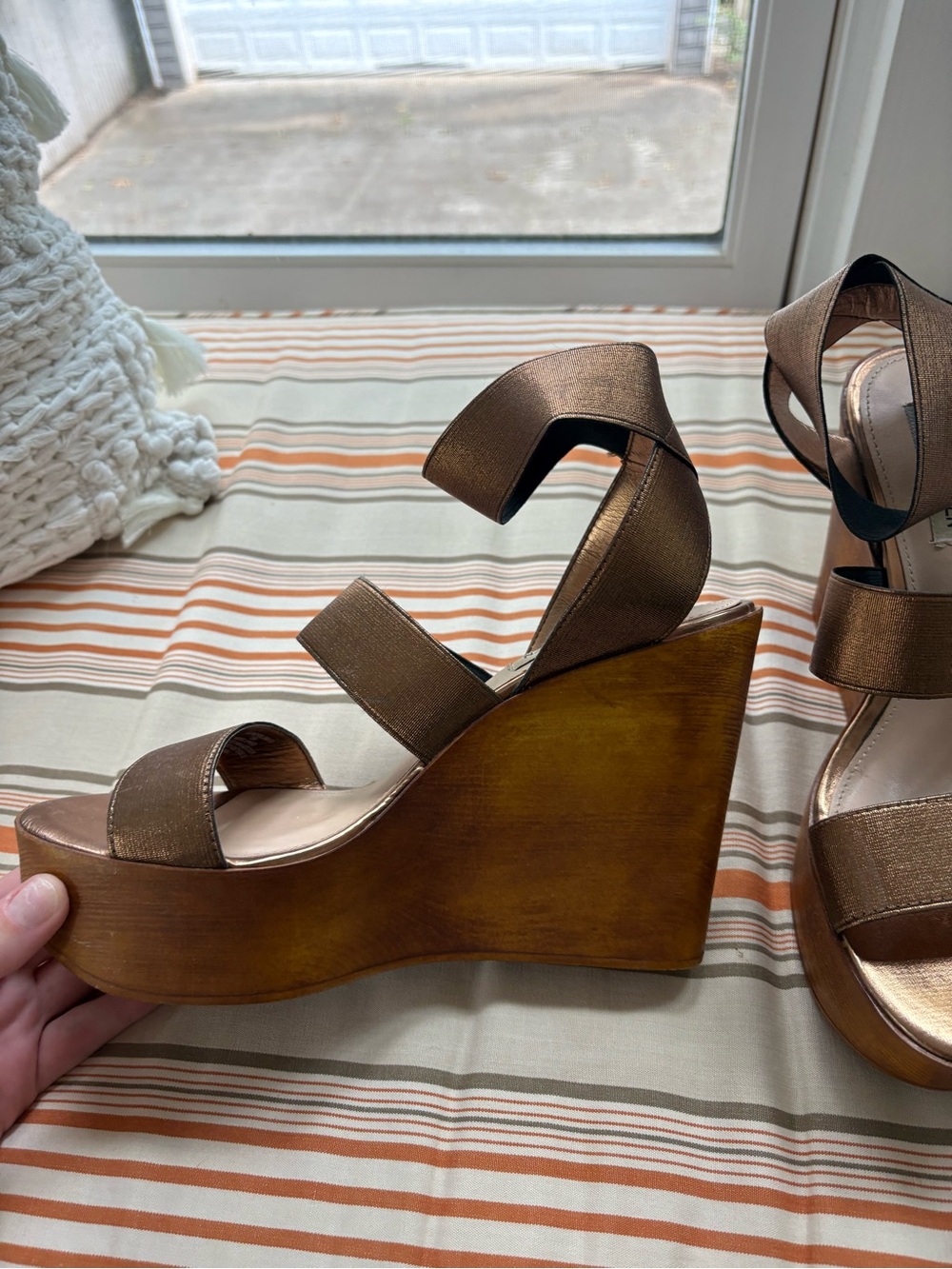 Steve Madden Metallic Bronze Ankle-Wrap Platform Sandals - Picture 2 of 3